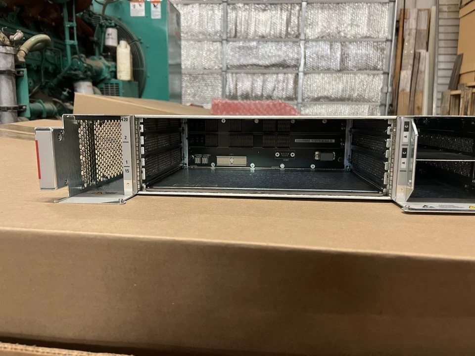 Ciena NTK503LA 6500 2-SLOT OPTICAL TYPE 2 SHELF ASSEMBLY ActiveFlex WOML100ERA - Image 2 of 4