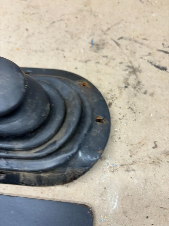 1973 1979 Ford Truck F250 F150 F350 Np205 Shift Boot Shifter Shroud 1978 DECENT - Image 3 of 4