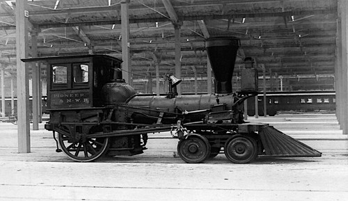Pioneer CNW 4-2-0 First locomotive to run out of Chicago 1898 5 x 7 Photo