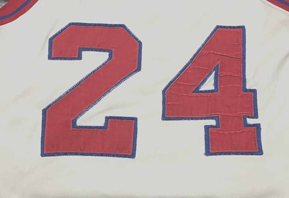 Camiseta deportiva de baloncesto blanca vintage 40 Rawlings NAVARRO BULLDOGS 24 Corsicana TX para hombre Foto 4 de 4