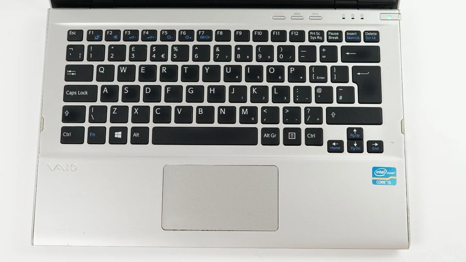 Sony Touch Laptop i5 8GB RAM 128GB SSD Win10 HDMI WiFi 13.3 in Slim Light PC - Image 4 of 4