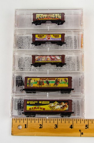 Micro Trains Line Ringling Bros Barnum Bailey Billboard N & Z Scale Train 5P Lot - Picture 2 of 9