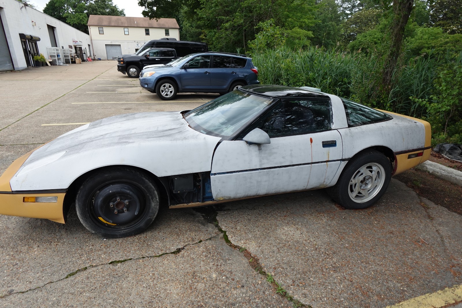 1989  Chevrolet Corvette   | C4 Corvette Photo 2