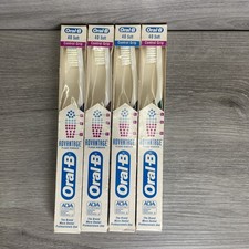 4 Vintage Oral B 40 Soft Toothbrush Control Grip 1993 Advantage Plaque Remover