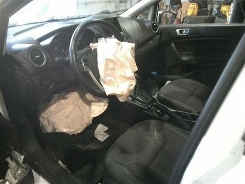 Driver Windshield Glass Pillar Black Belt Moulding Fits 11-19 FIESTA 114941 - Picture 7 of 11