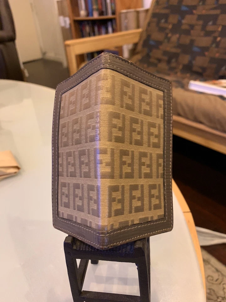 Cartera plegable de lona FENDI de colección - Bergdorf Goodman - rara y auténtica Foto 3 de 4