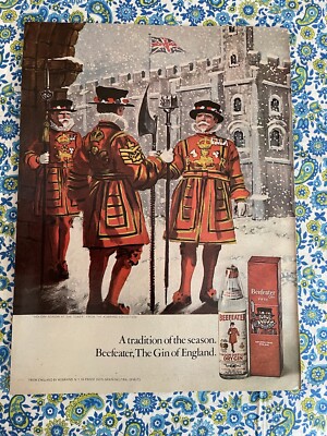 Vintage 1971 Beefeater Gin Print Ad Holiday Christmas Ad Gift Box Castle