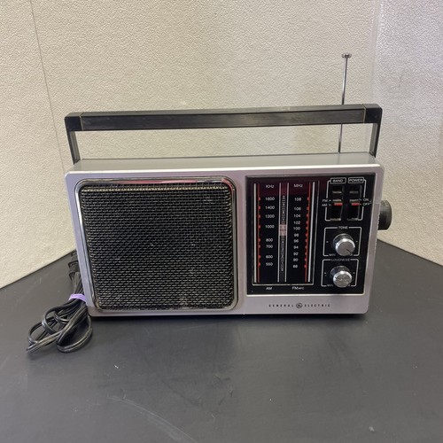 Radio GENERAL ELECTRIC Mod A-63 n/s 917498 USA 1935 - Galería de Lo