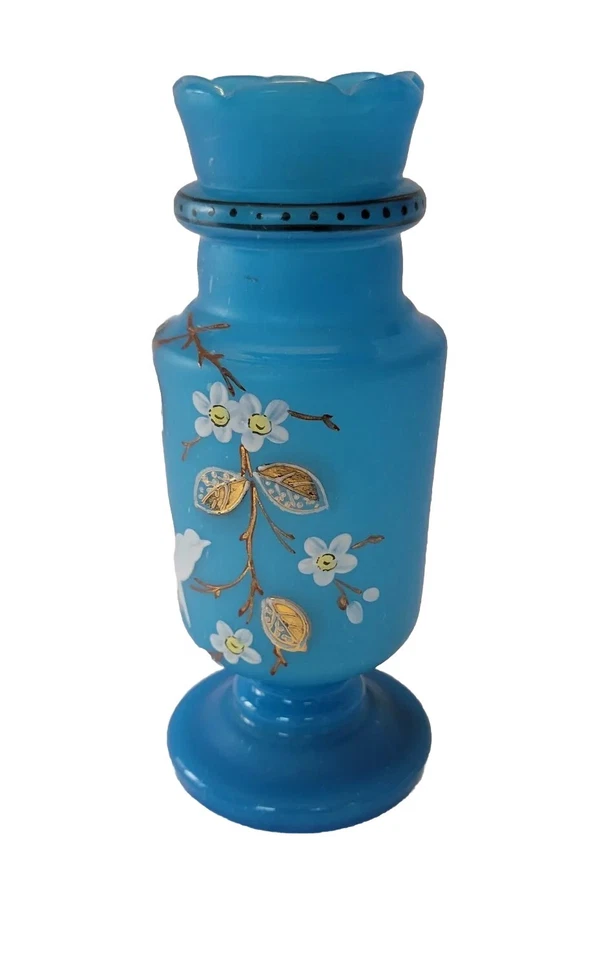 Vidrio azul suave soplado y pintado a mano de 6,5 pulgadas antiguo o de colección Posiblemente Bristol Foto 3 de 4