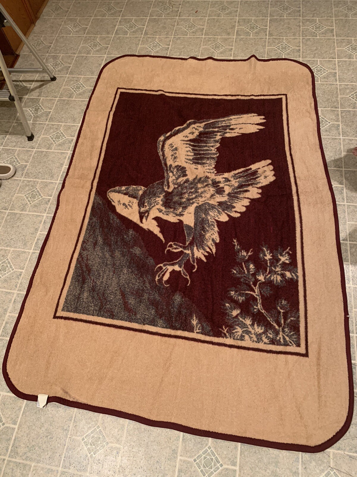 vintage San Marcos reversible maroon cream blanket souring eagle Mexico