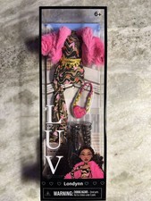 LUV Limitless Unique Vibrant Londynn Fashion Pack  Accessories Doll Clothes