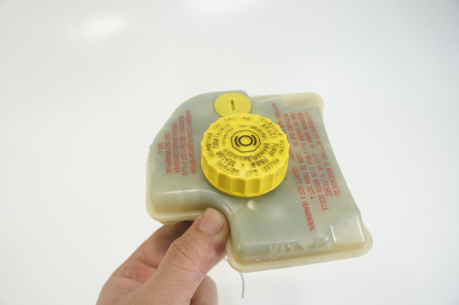 Bentley Continental GTC GT Flying Spur Brake Fluid Reservoir Tank Bottle Oem