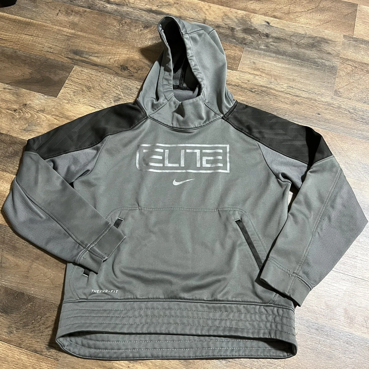 Boys nike hotsell elite sweatshirt