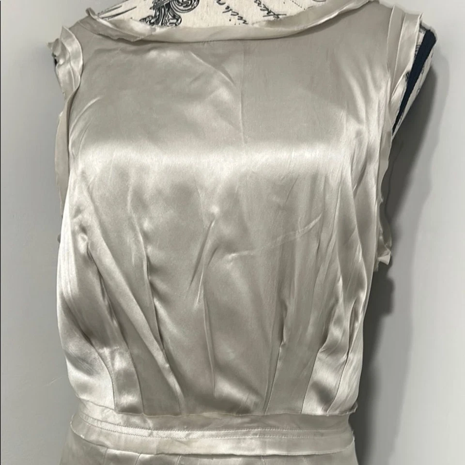 Banana Republic Silk Pleated Dress – Mineral Grey – Size 12P Wedding Ready NWT - Image 3 of 4