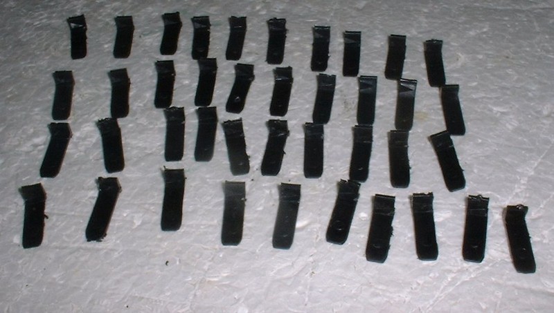 Vintage Strombecker Slot Car Track Clips * 40 *