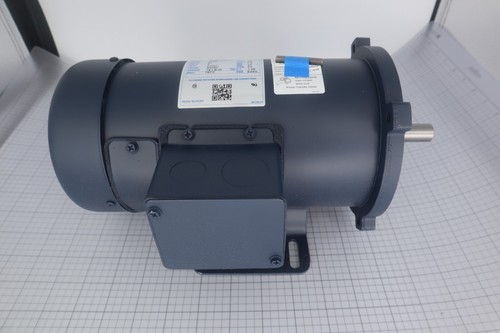 *New* Leeson 098000.00 1/2 Hp 90V DC Permanent Magnet Motor 56C Tefc C42D17FK1C