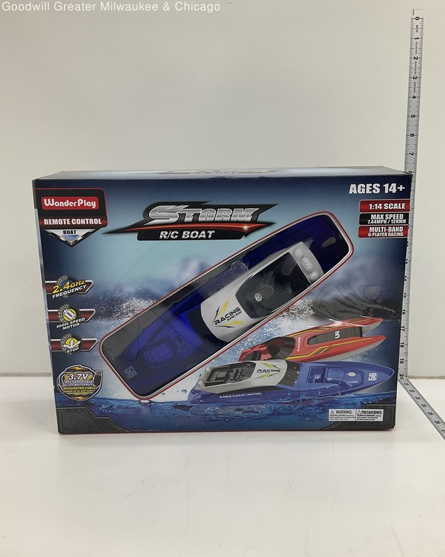 WonderPlay Storm Blue Red Green Remote Control R C Boat 1 14 Scale Ages 14