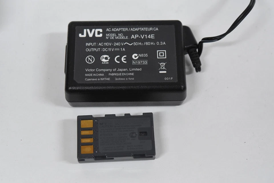 JVC Everio GZ-MG330RAA Hybrid HDD/SD Camcorder/Video Camera - 35x Optical Zoom - Image 2 of 4