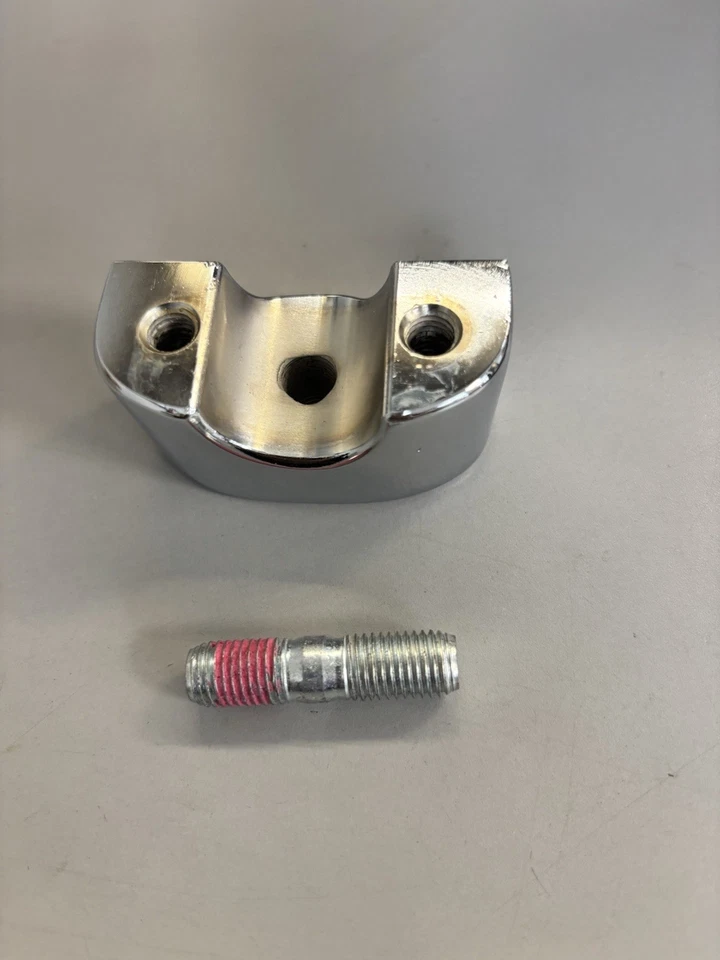 Elevador Triumph, conjunto de manillar p/n T2045535 Foto 4 de 4