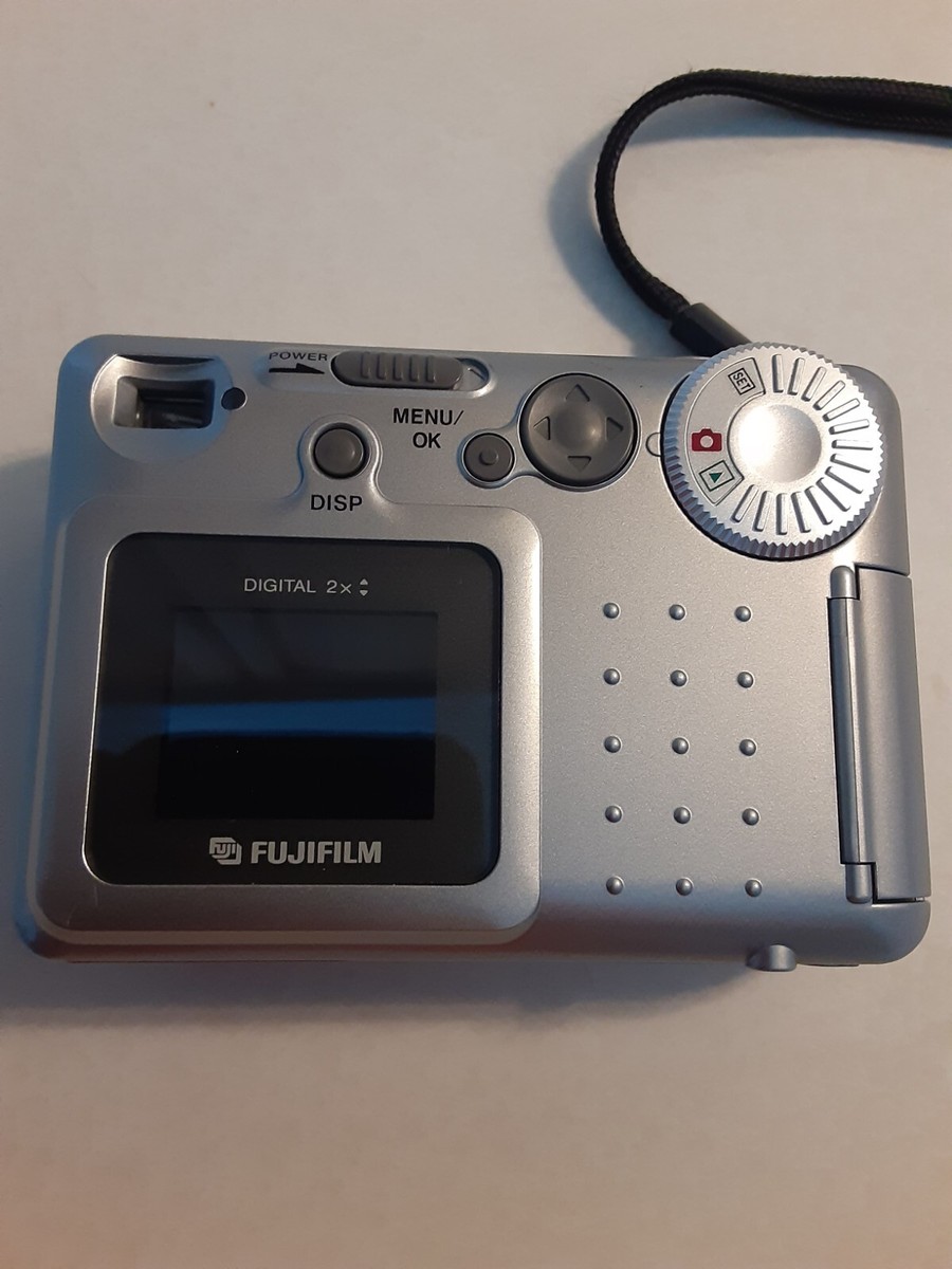 Fujifilm Digital Camera Finepix 1300 1.3 Mega Pixel W/Book