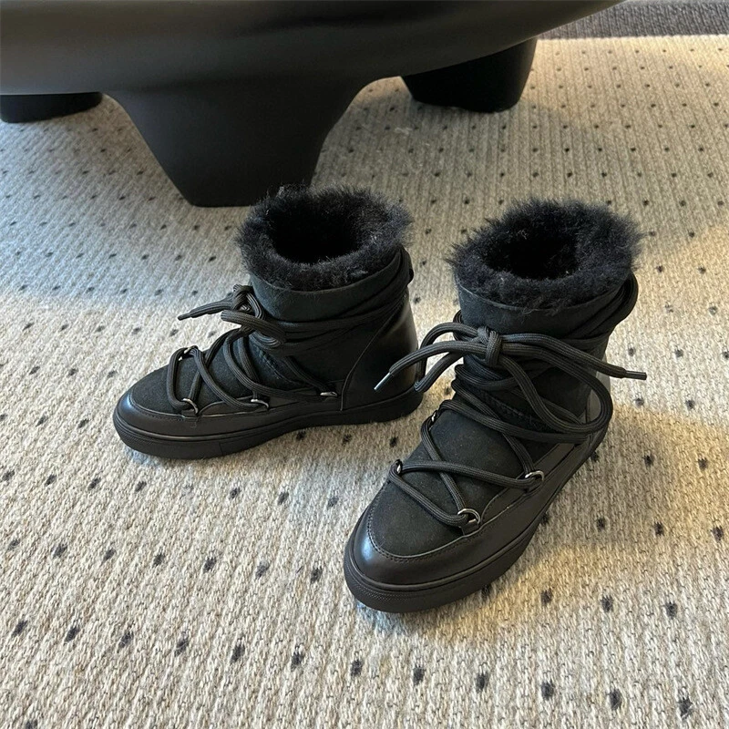 INUIKII Women's Flat Ankle Boots Non-slip Warm Cotton Shoes - Image 3 of 4