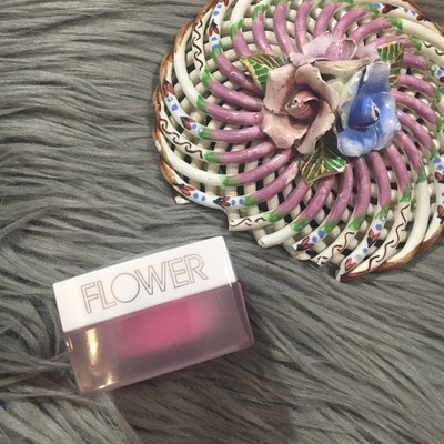 flower cream blush
