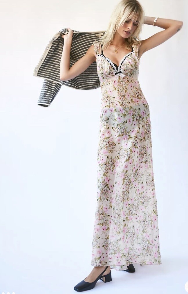 where should a dress fall Floral Print Halter Maxi Dress - All Dresses