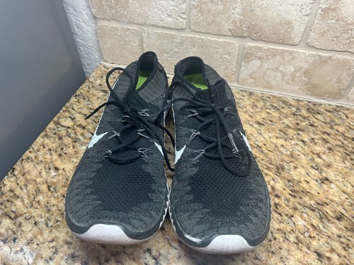 Nike Free Run 3.0 Flyknit Running Shoes Mens Size 8 Black White 636232-010 - Picture 5 of 9