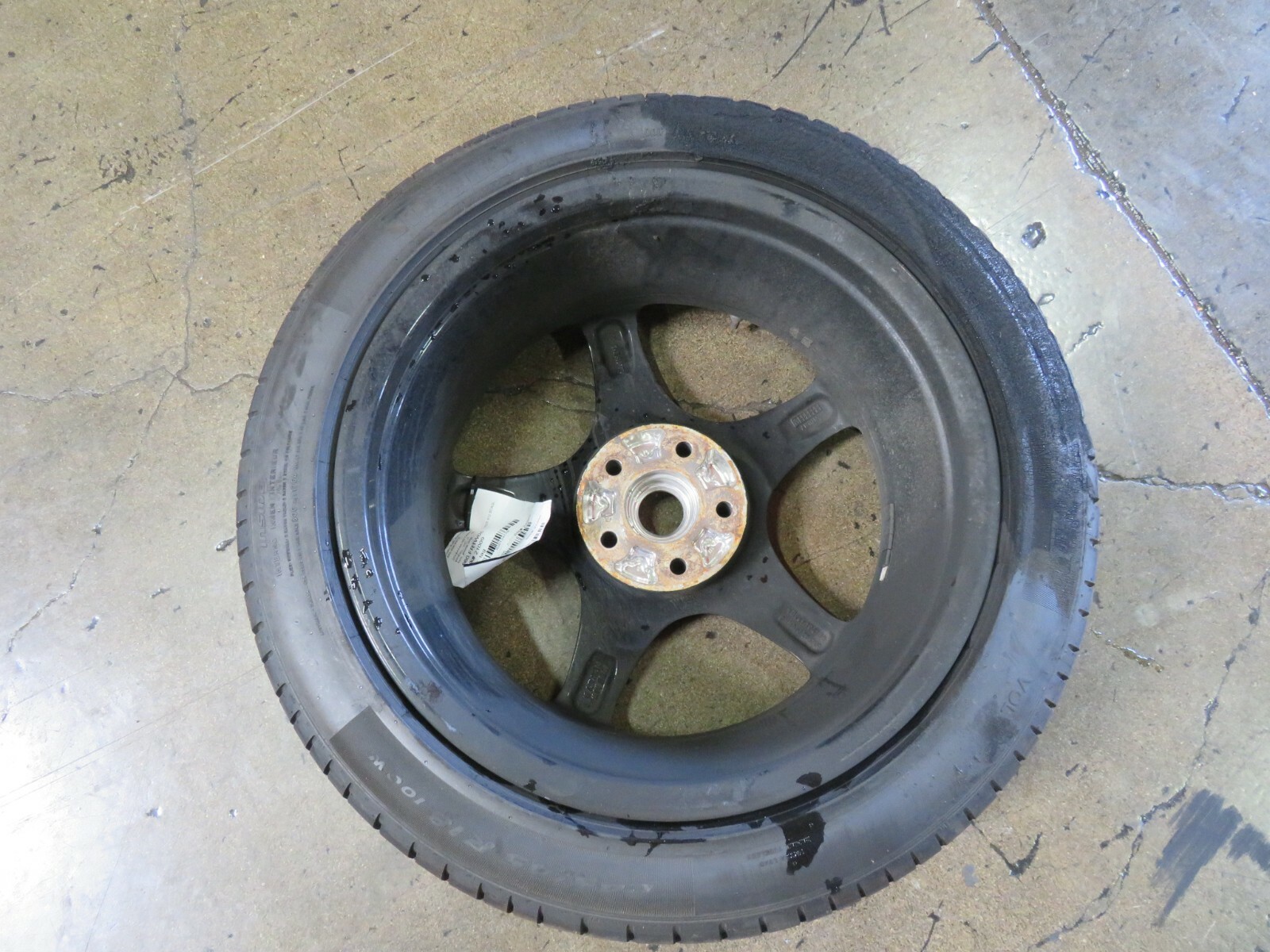 Ferrari 612 Scaglietti, Front Wheel, Used, Smoke Damage, P/N 194186