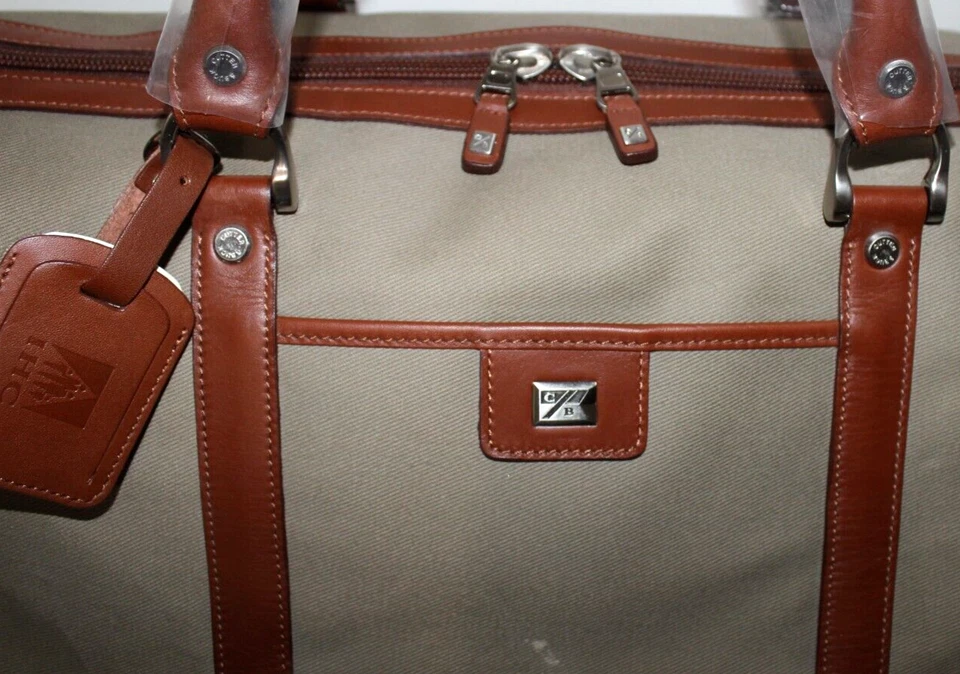 🔥Nuevo Bolso de Viaje CUTTER & BUCK Premium de Lona Cuero Bandolera de Mano  Foto 3 de 4