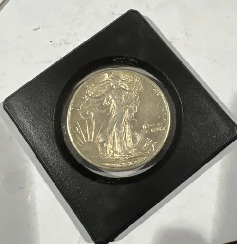 1943D Walking Liberty Silver Half Dollar BU UNC Light Toning
