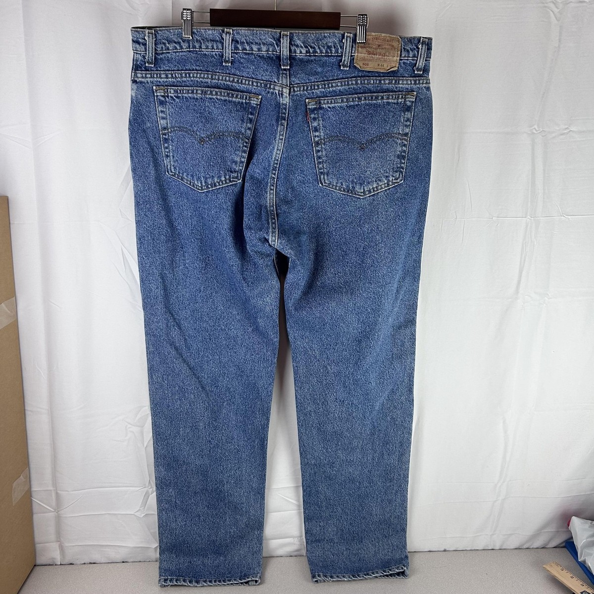 Vintage Levis 505 Jeans Mens 44x32 Denim Made in USA Zip Fly