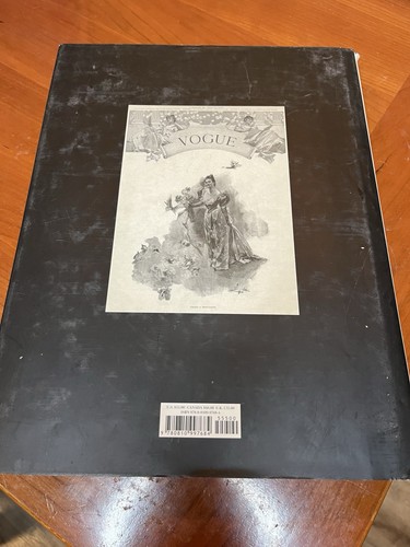 Vogue: The Covers Coffee Table Hardback Book with 5 Prints For Framing (2011) - Picture 2 of 3