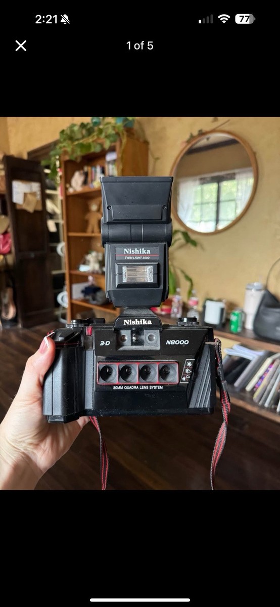 CLEAN/NEAR MINT ] Nishika N8000 3D 35mm Film Camera + Twin Light