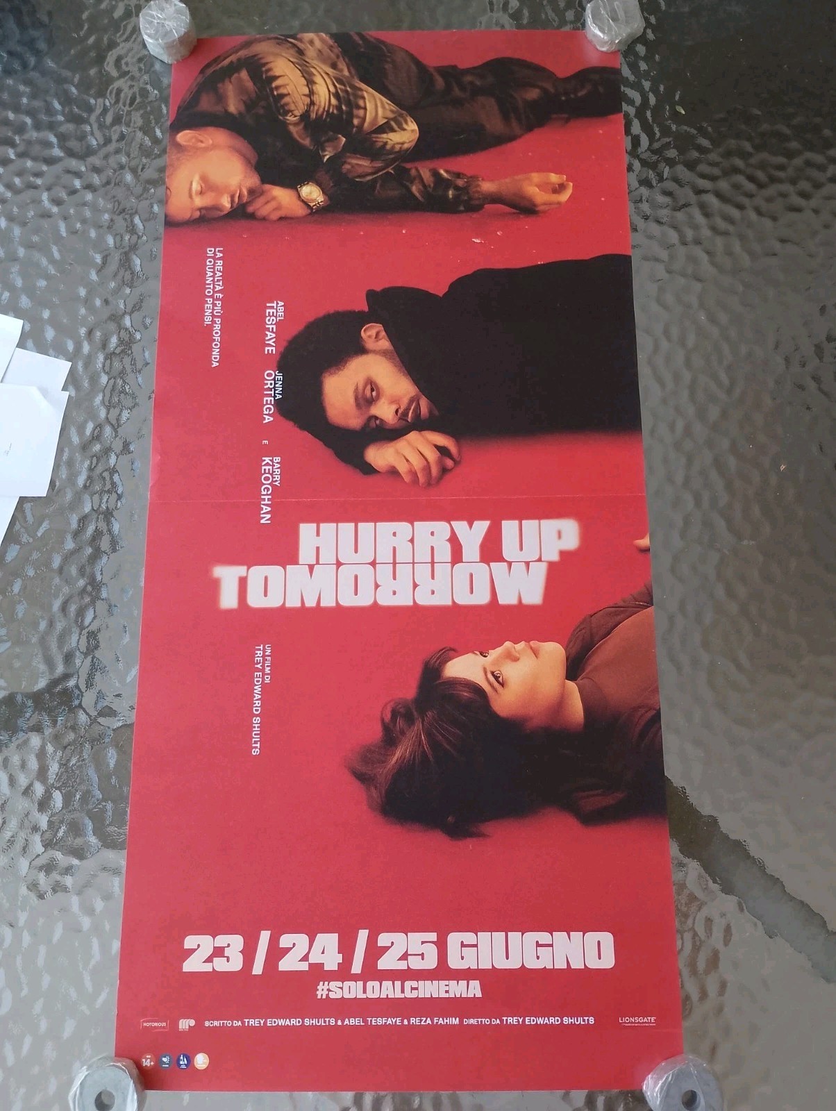 Locandina di Hurry Up Tomorrow (2025)