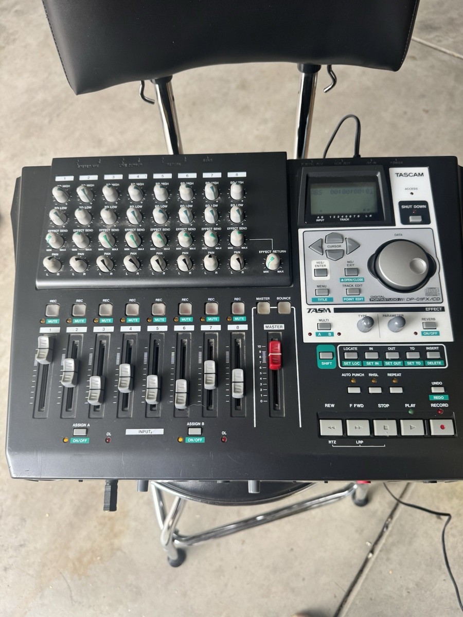 動作確認済 TASCAM PORTASTUDIO DP-01FX DP-01FX/CD | 8-track Digital Hard Disc Recording with Portastudio
