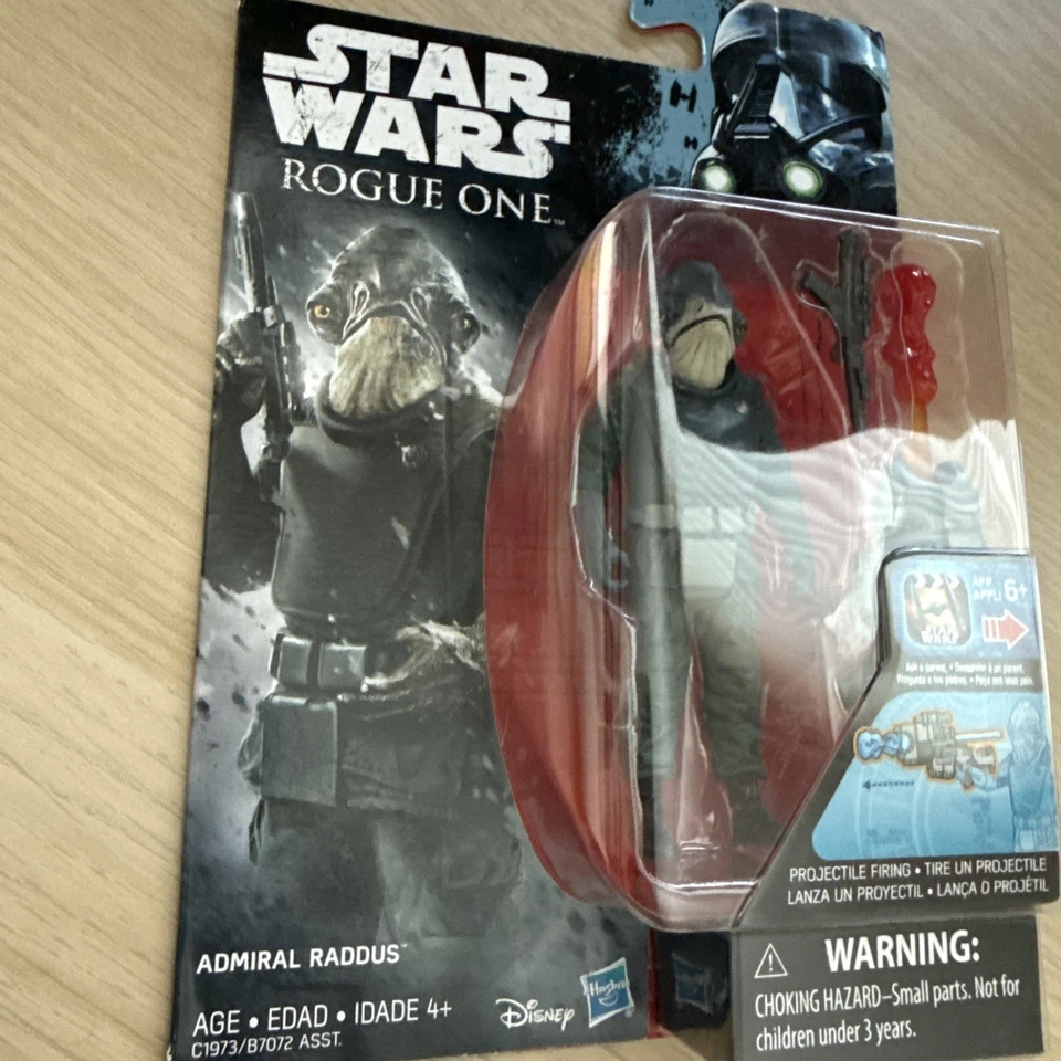 Star Wars Rogue One, Andor, Admiral Raddus, Hasbro 2016 - Image 3 of 4