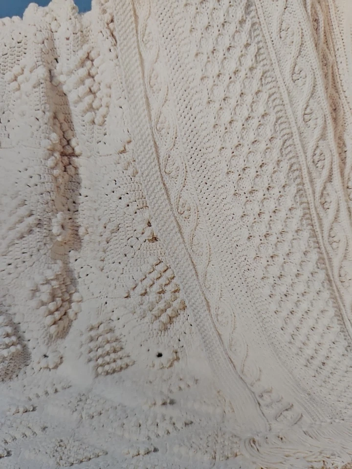 American School Of Needlework FISHERMAN AFGHANS Knit Crochet Pattern Book #1063 - Image 2 of 4