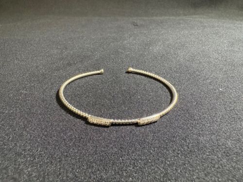 DA Gold 18kwg Diamond Bangle Bracelet