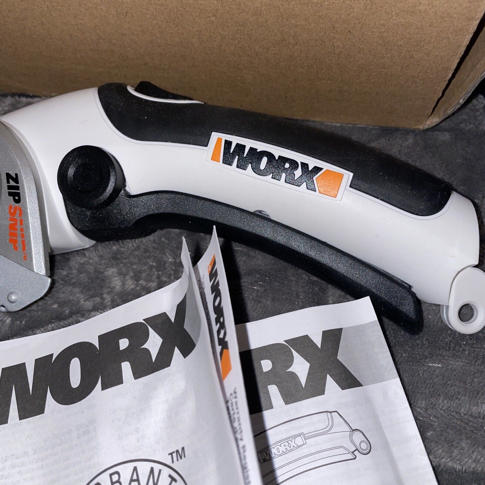 Worx Zip Snip Cordless 4-Volt Rotary Blade Cutter & Crafter ~Not in  Original Box 