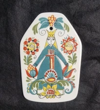 MCM Vintage Figgjo Flint Norway hand painted porcelain wall hanging Saga Norsk