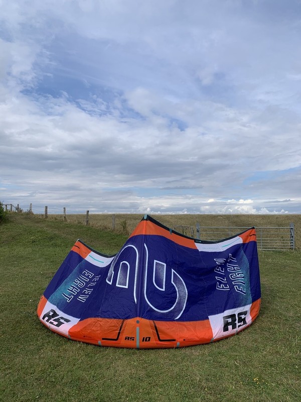 Eleveight RS V10 10,0 qm Kitesurf Kite 2026 - Top Zustand