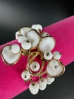 Vintage Trifari Milk Glass Bead Bracelet Floral Gold Tone Mid Century