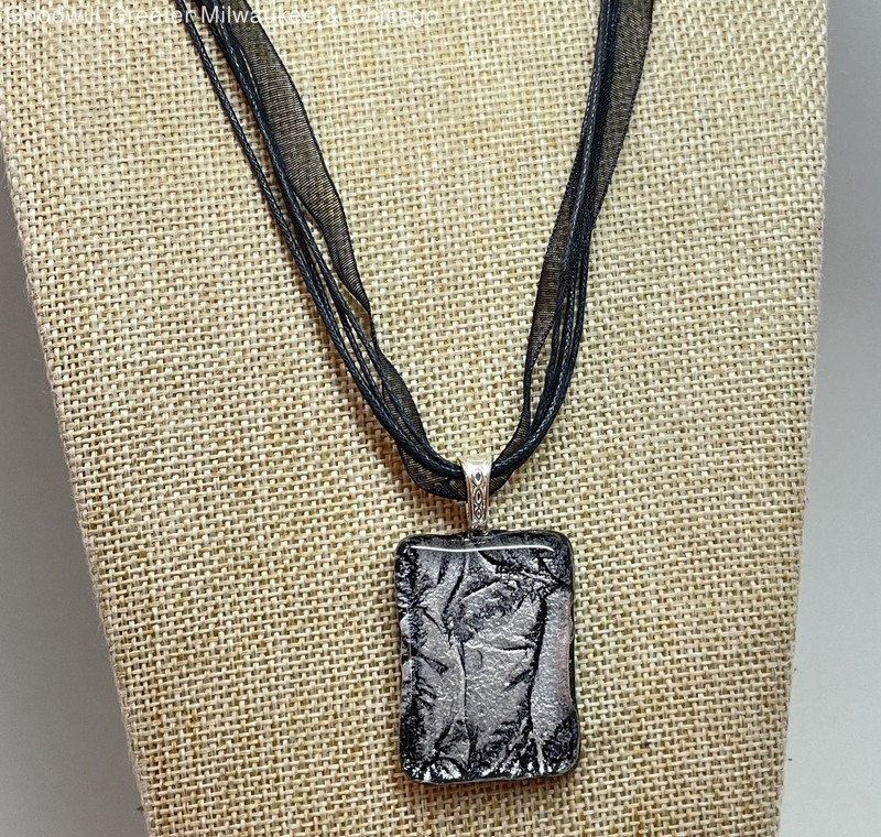 Artisan Black and White Glass Pendant Multistrand Necklace, 22.3g