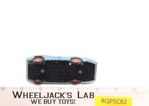DINKY Toys Blue Mercedes Benz w/ Driver #237 Meccano LTD Vintage England - Picture 4 of 4