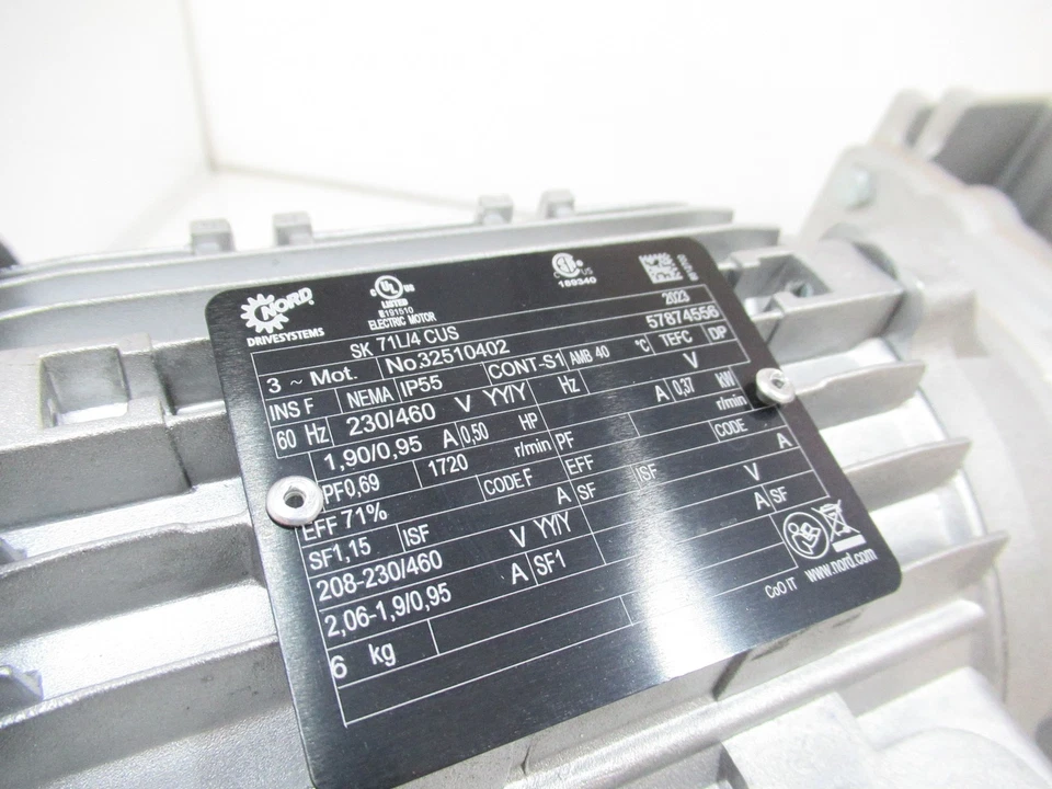 Nord Gear SK02040.1AXZH-71L/4 CUS CON MOTORREDUCTOR SK71L/4 CUS, relación 55,56 Foto 4 de 4