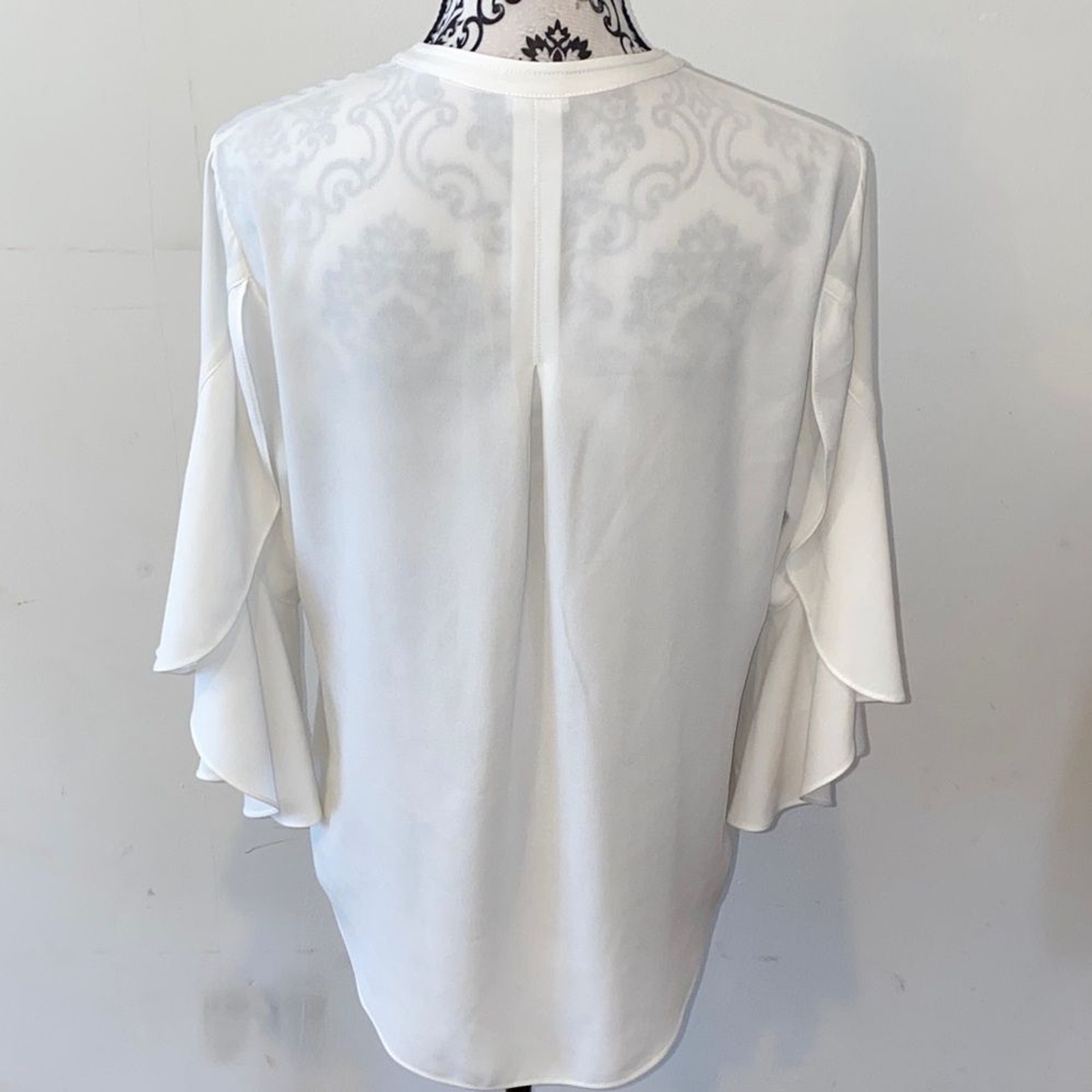CAbi White Button-Down Float Blouse Size Small Ov… - image 6