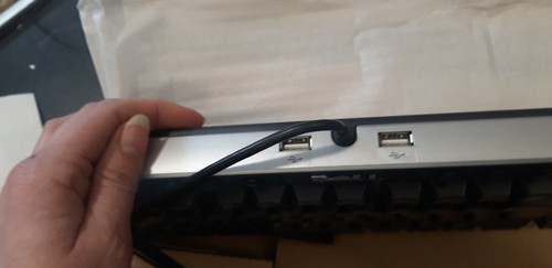 NEW Keyboard DELL 0N6240 Wired USB keyboard Boxed FRENCH Fast Dispatch - Picture 3 of 3
