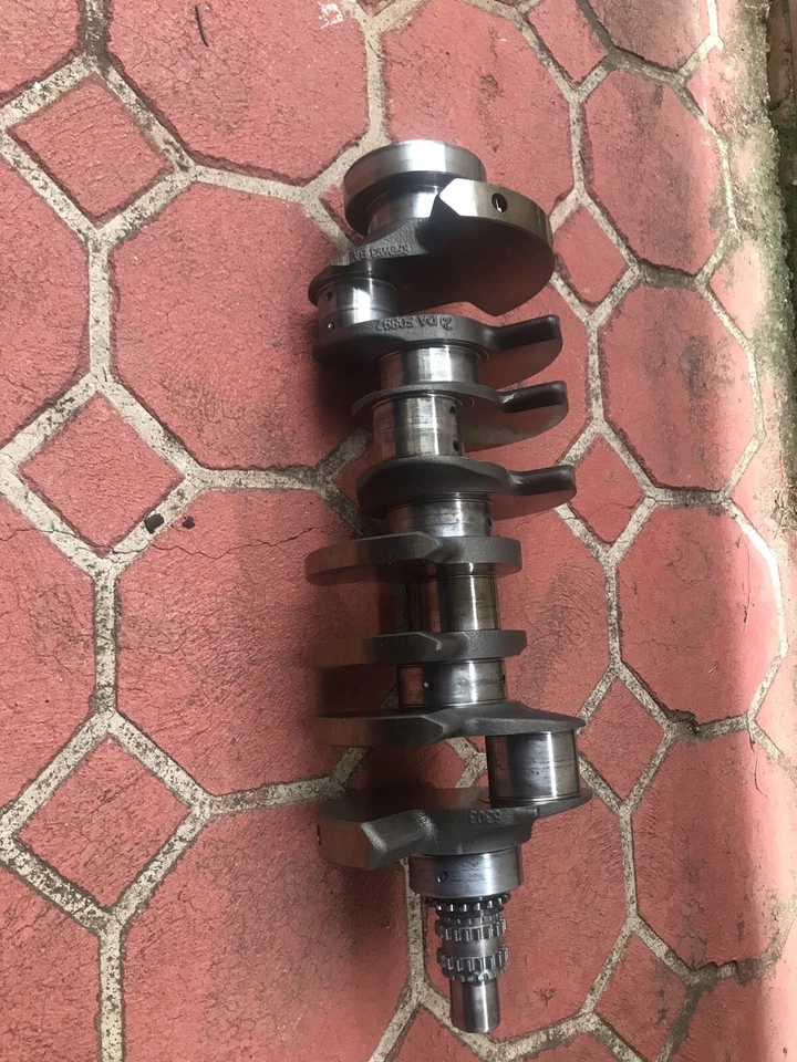 Jaguar XJ Crankshaft - image 2 of 4