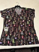 Serene Uniforms Women  s Christmas Trees Gifts Scrub Nurse Vet Tech Brand New